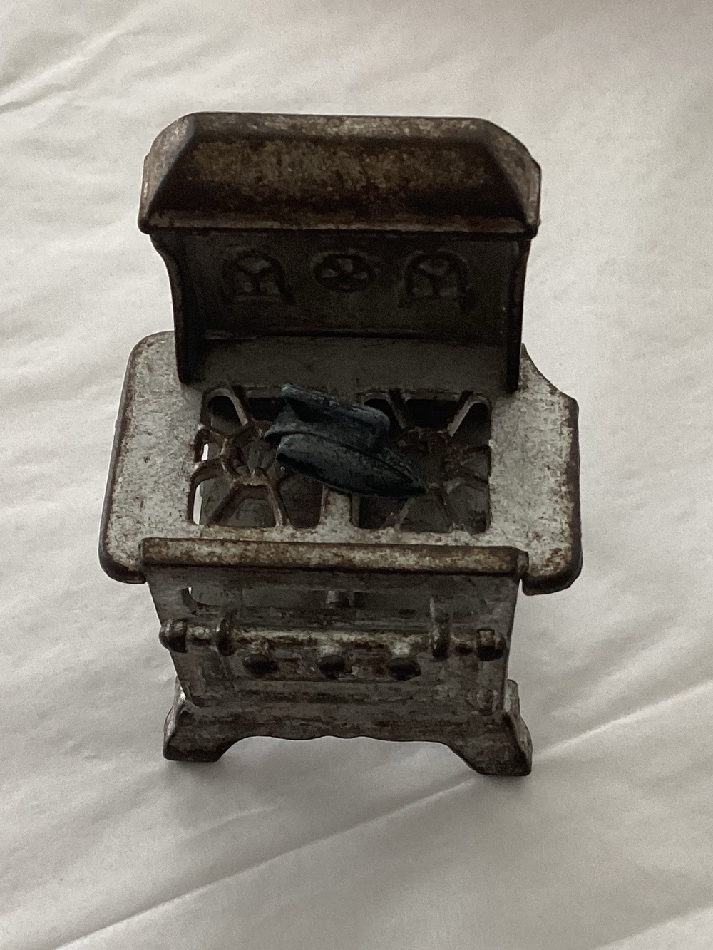 Antique “ROYAL” brand miniature cast-iron toy stove, manufactured late 19th cent